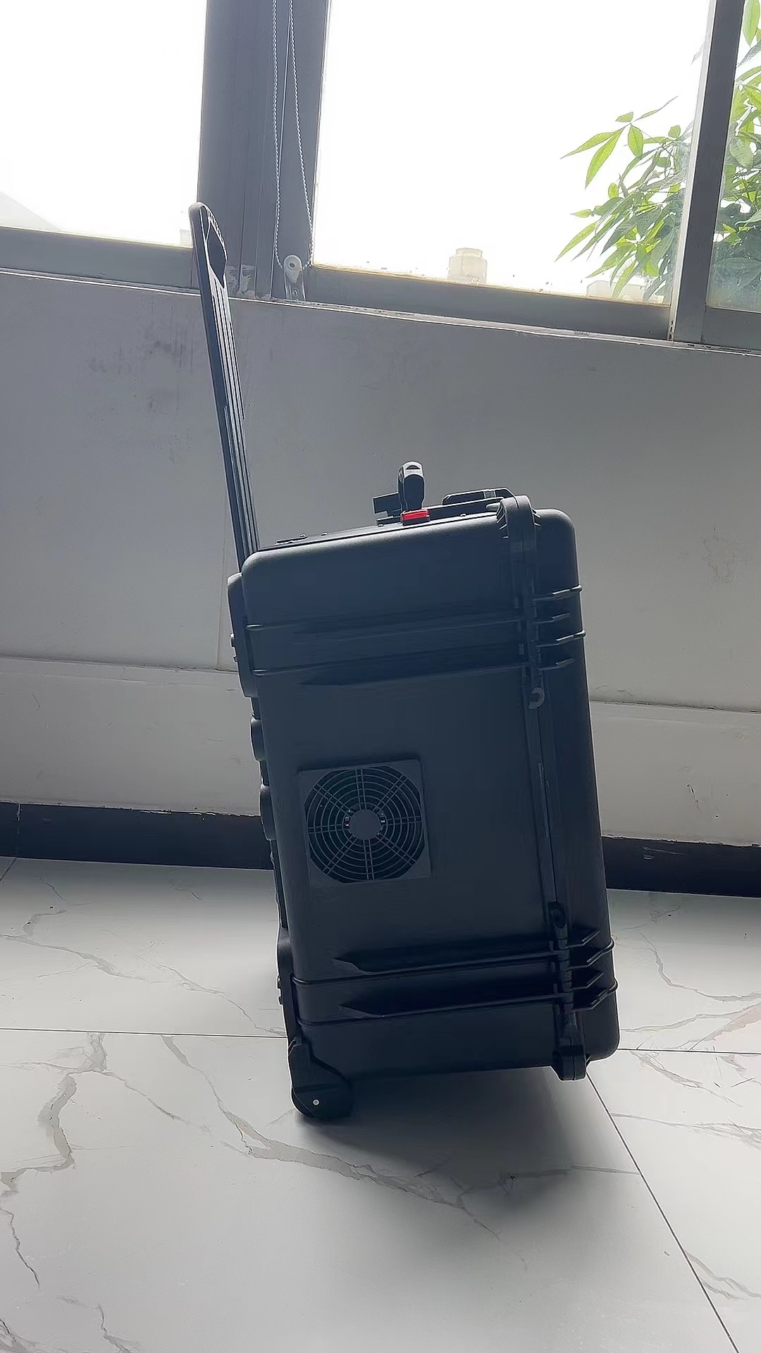 始兴手拉箱型移动通信干扰器